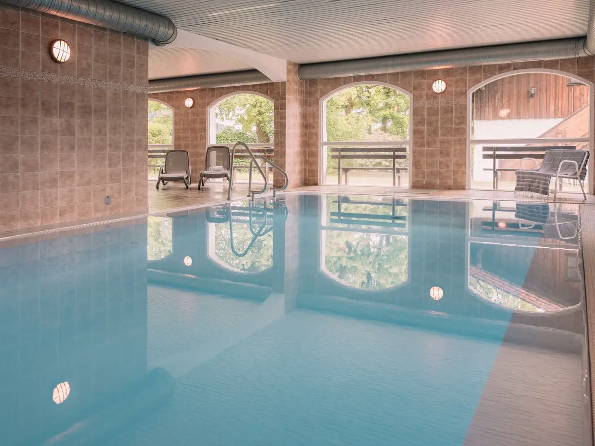 Innenpool der Anlage