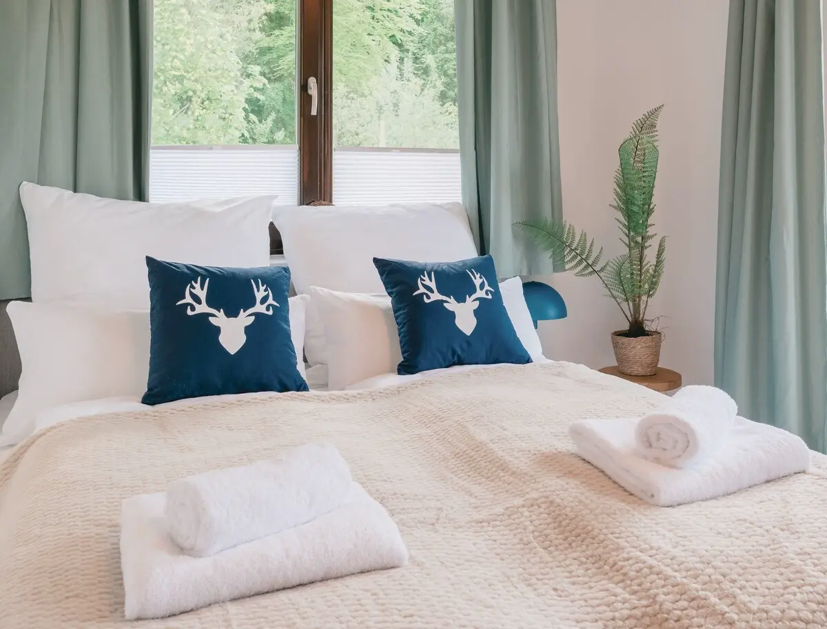 Schlafzimmer mit Bergblick